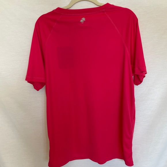 Trunks Surf & Swim Loose Fit Rash Guard NWT - Picture 3 of 11